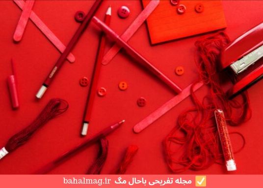 وسایل قرمز رنگ