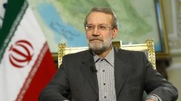 آقای لاریجانی با استرداد لایحه مدیریت کشوری مخالفت کند