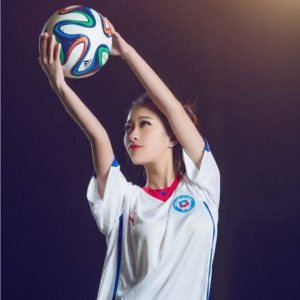 عکس ورزشی دختر برای پروفایل