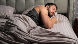 چگونه در خواب کالری بسوزانیم ؟ [کامل و دقیق]
