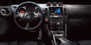 تصویر داخل 370Z نیسان