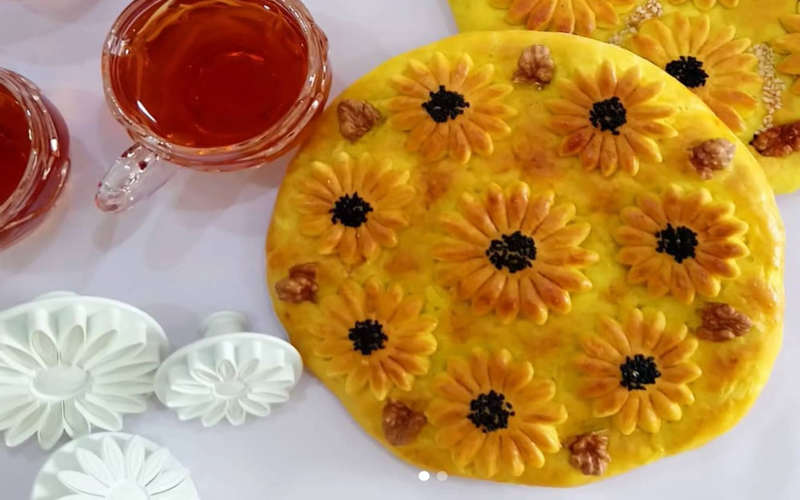 طرز تهیه نان مغز دار یا نان کره ای