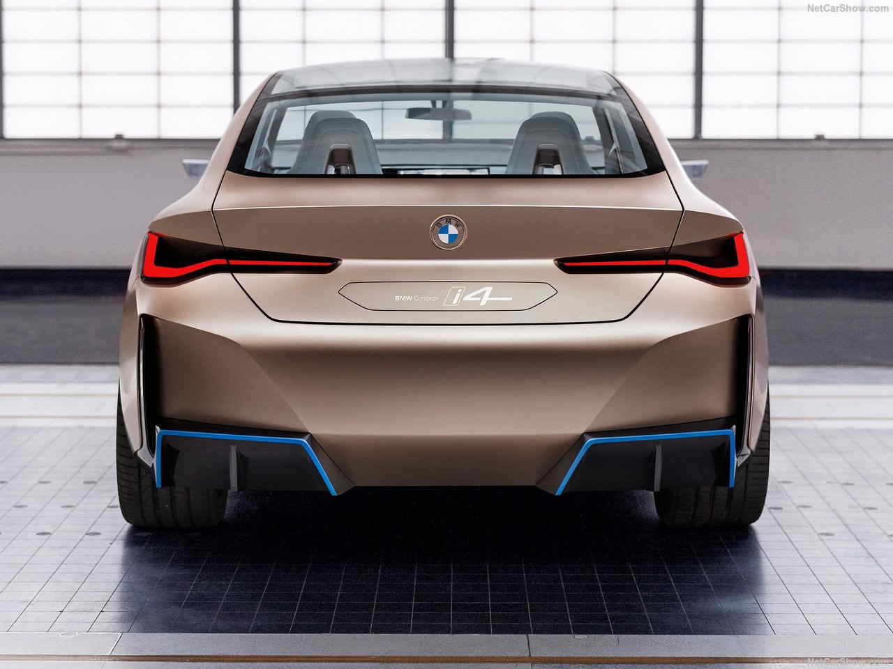 2020 i4 Concept عقب