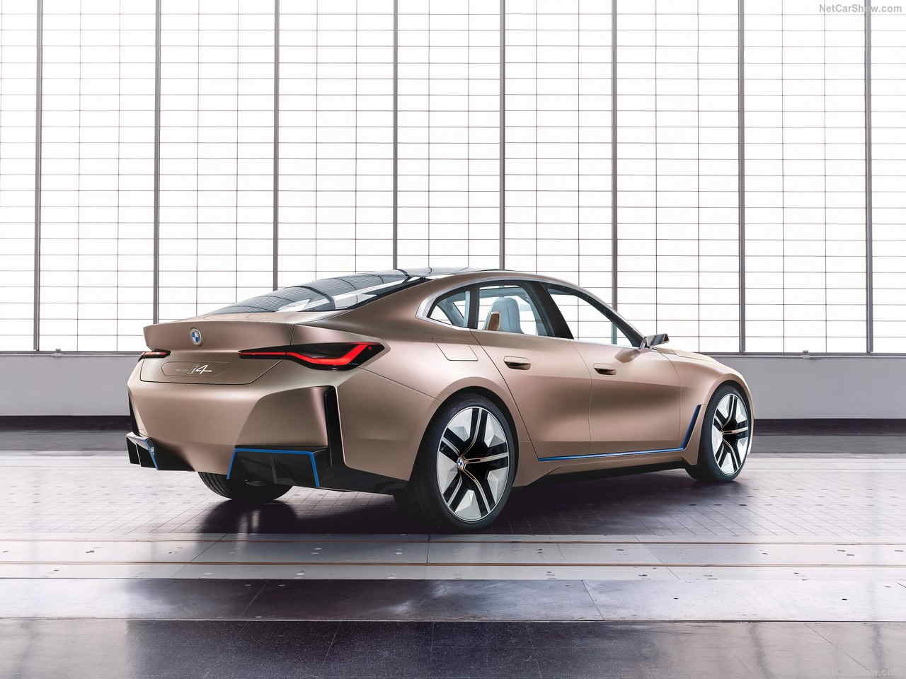 بغل بی ام و 2020 i4 Concept