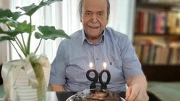 آخرین تولد زنده یاد محمد علی کشاورز