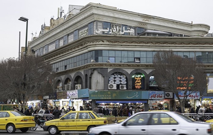 نمای بیرونی هتل ادریس مشهد