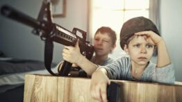 آیا تفنگ اسباب بازی برای کودک من مناسب است؟