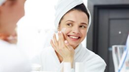 ترتیب و روش استفاده از محصولات پوستی