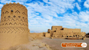 نارین قلعه میبد