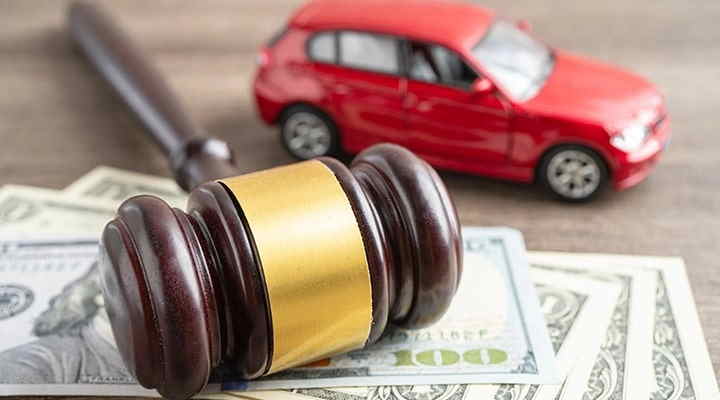 توقیف خودرو و حساب بانکی بابت مهریه